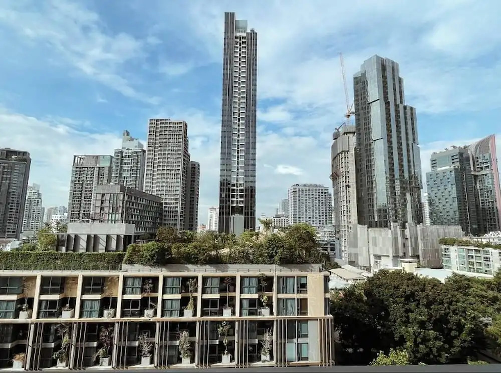 Luxurious 1-bedroom Apartment Near BTS Thonglor, Bangkok