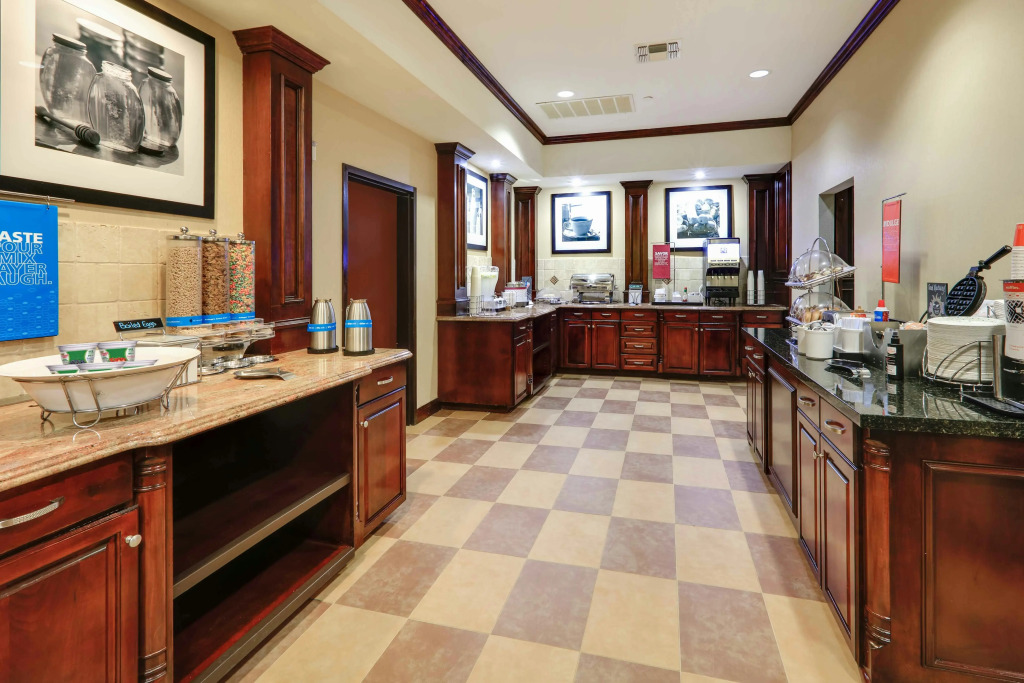 Hampton Inn & Suites Dallas-Arlington-South