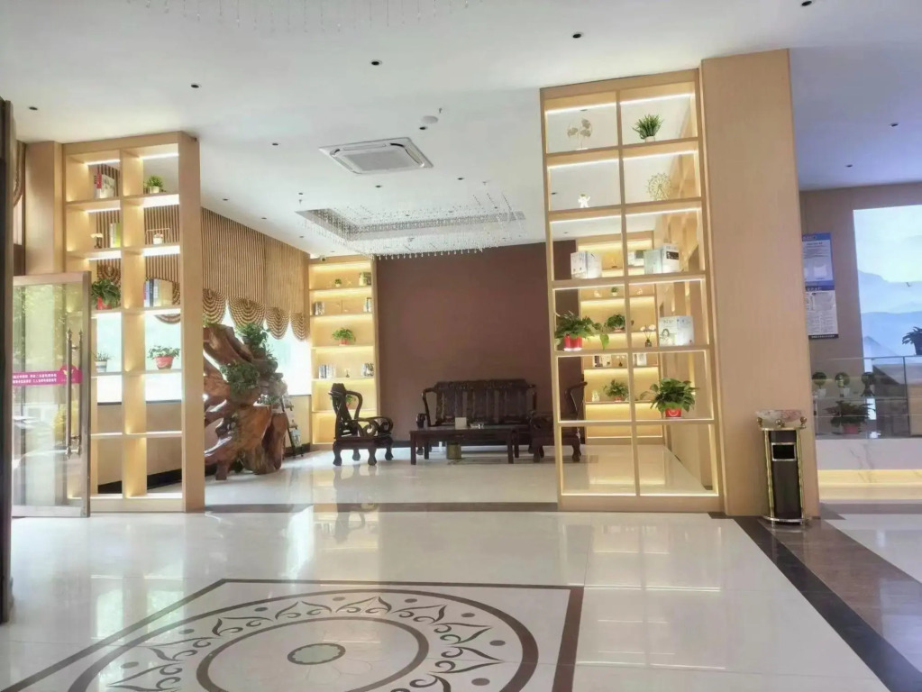 Wanjia Business Hotel (Zaozhuang Maoyuan)