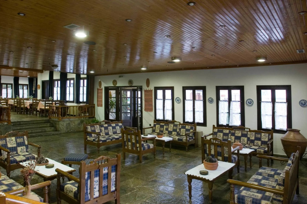 Hotel Dionyssos