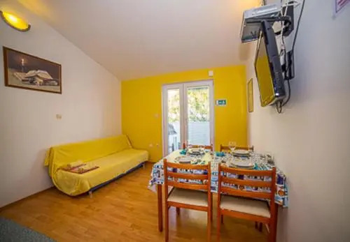 Apartments Es2