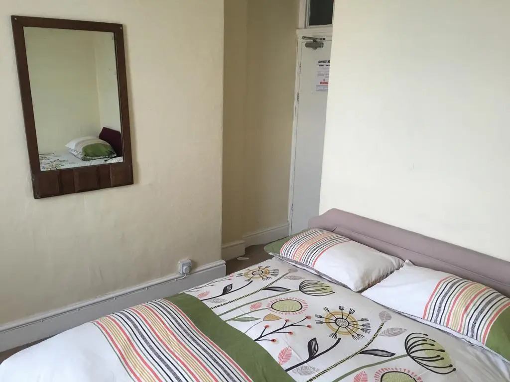 Crossways Hotel