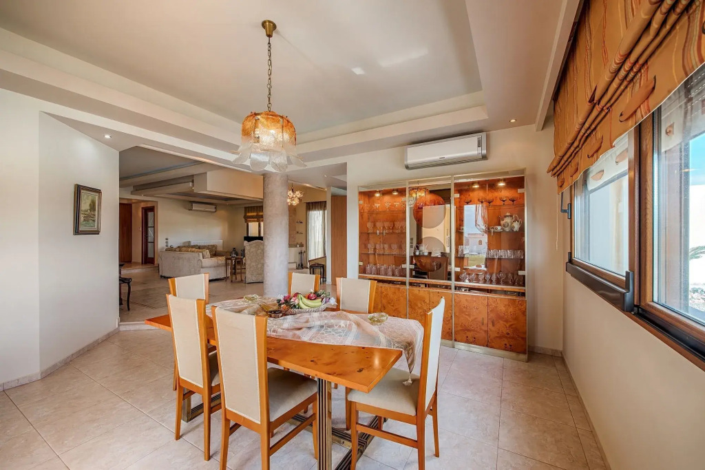 Villa Rose