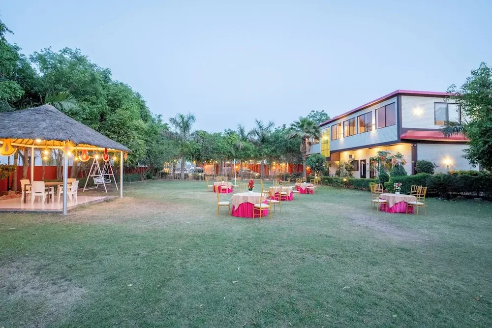 Corbett D Resort