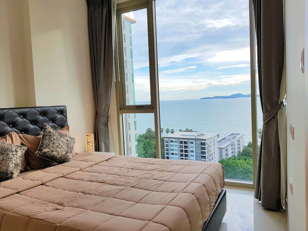Riviera 1BR Sea View A804