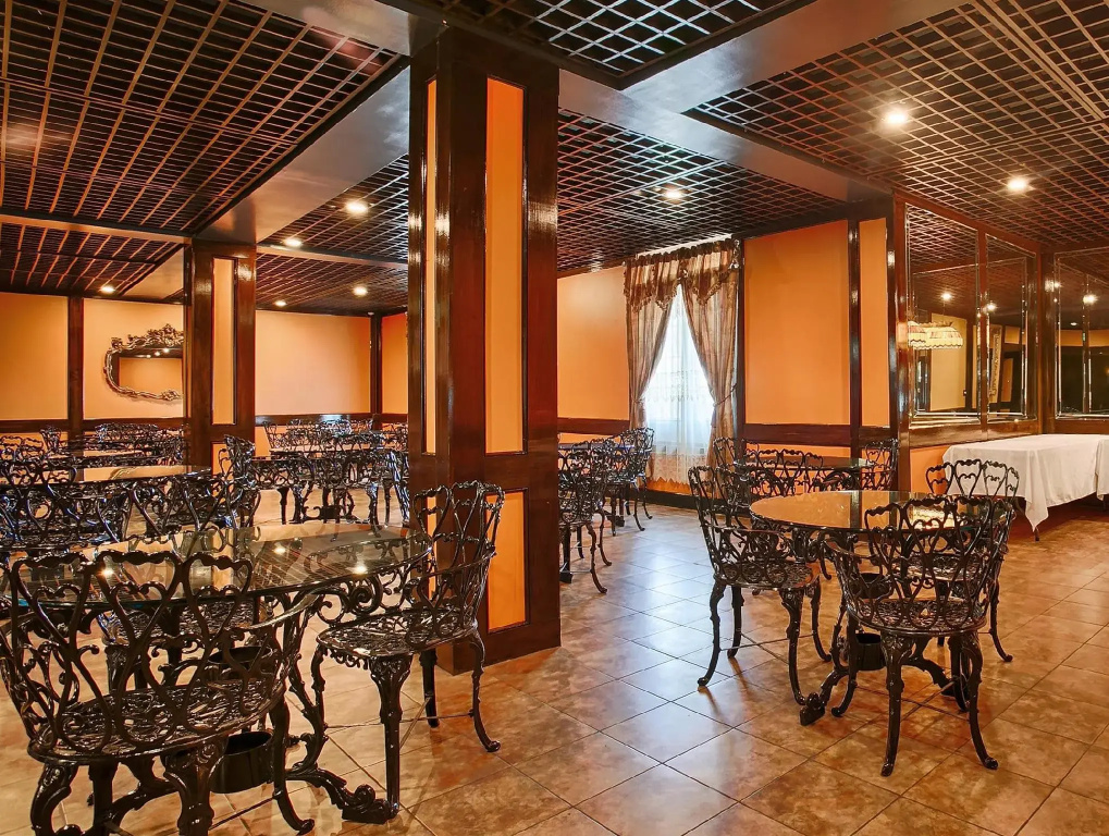 Royal Suites