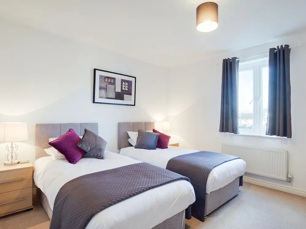 Simplistic Holiday Home in Cheltenham With Garden