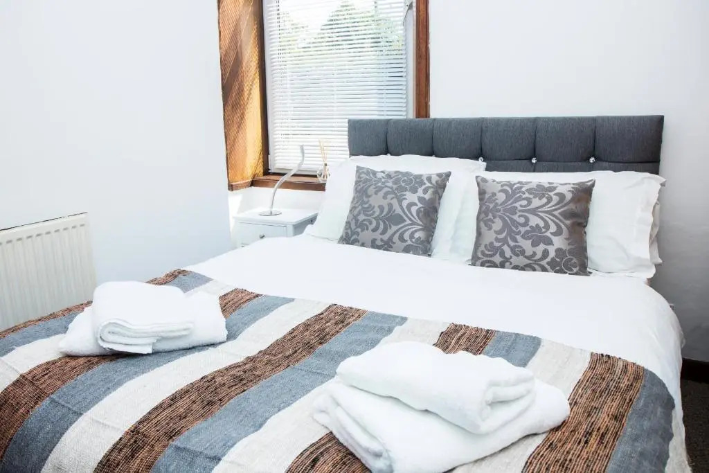 The SUMMIT Apartment - Cozy Aberdeen Westend flat - Perfect for Short or Long stay - 1 bedroom