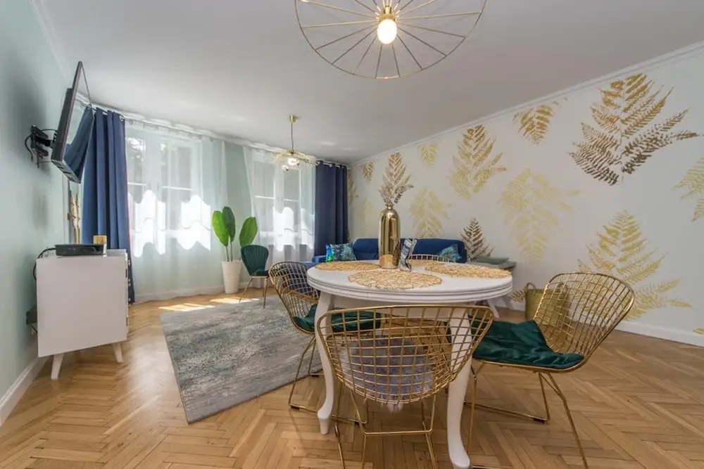 BillBerry Apartments - Golden Suite