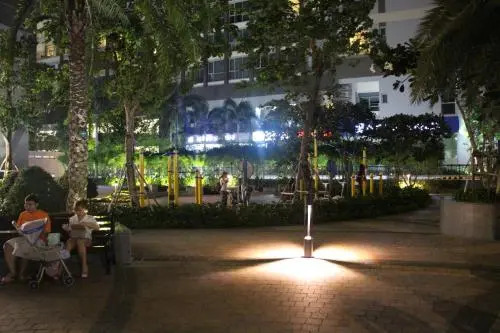 Landmark 81 B&C Free Gym, Pool