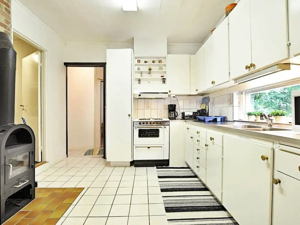 5 Person Holiday Home in Hassleholm-by Traum