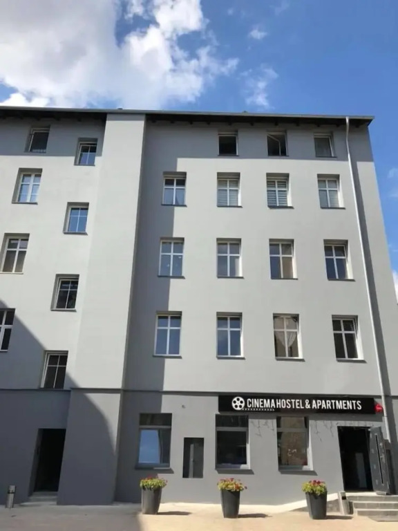 Apartamenty Cinema