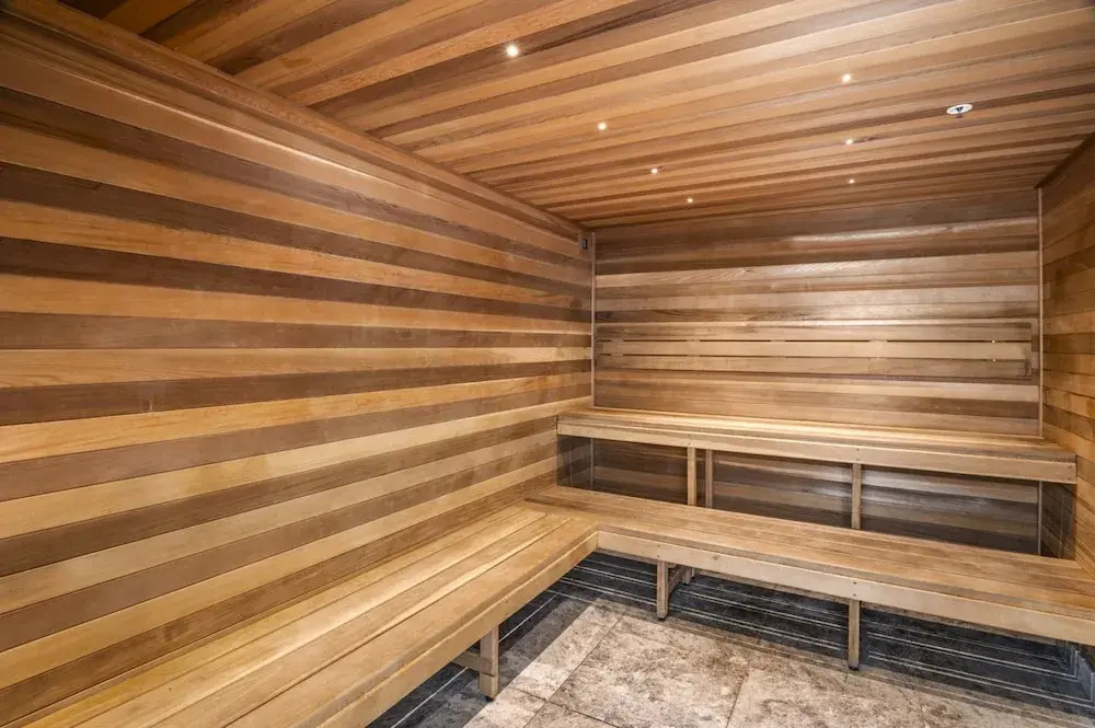 Chic 1-bed South Melbourne Unit With Pool & Gym