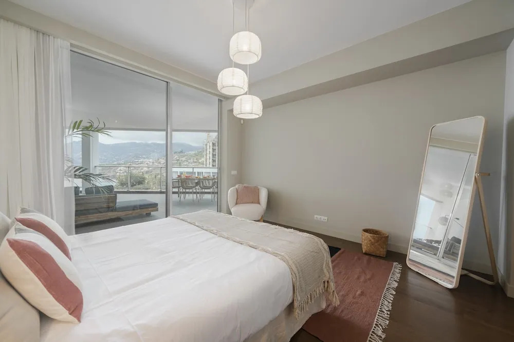 Luxury, Elegance and sea View - Madeira Palace I