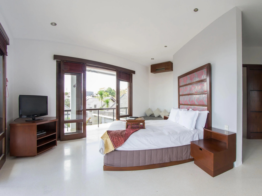 Villa Seratus