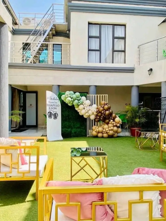 Rosenia Boutique Hotel