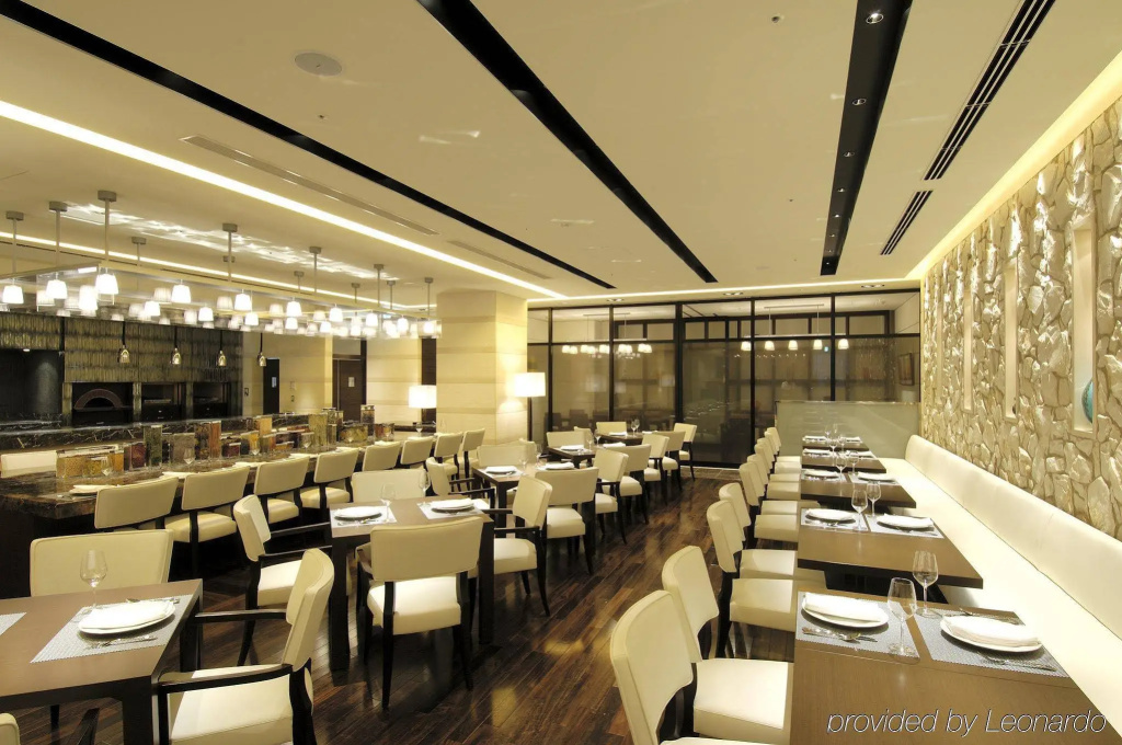 Отель Sunroute Plaza Shinjuku