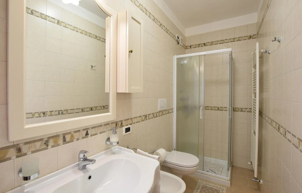 2 Bedroom Gorgeous Home In Montemerlo
