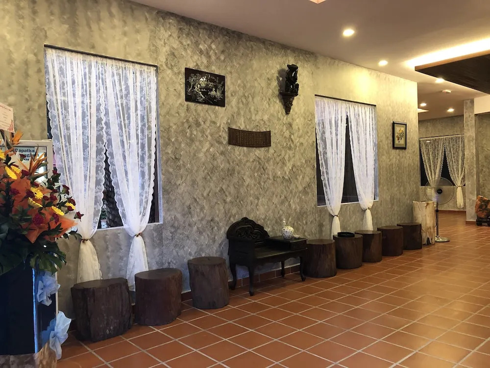 Oriental 12 Residence