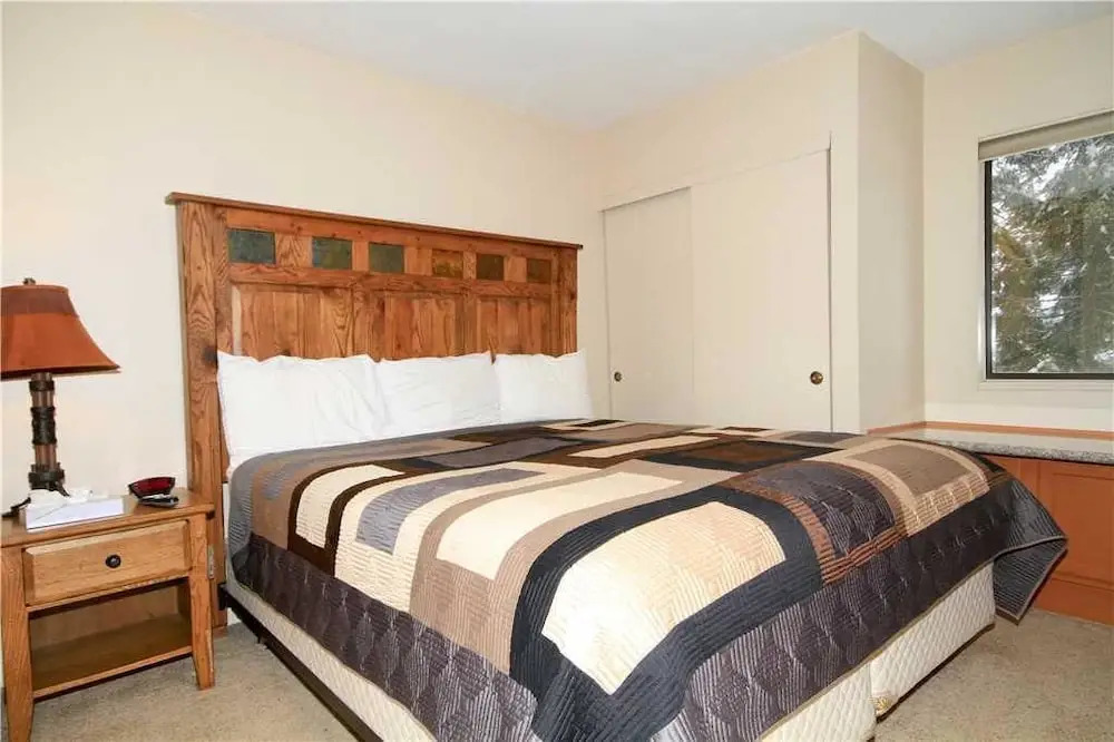 Crestview Condominium #63 1 Bedroom 2 Bathrooms Condo