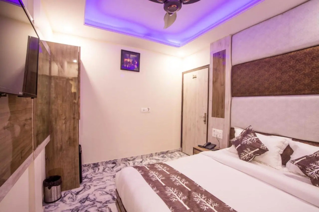 Hotel Harsha International