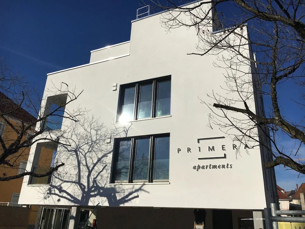 PRIMERA Villa