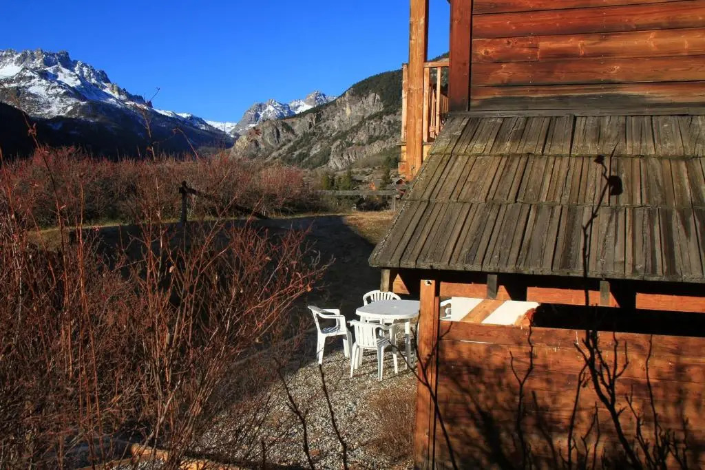 Chalet Le Murè hameau des Chazals Nevache Hautes Alpes