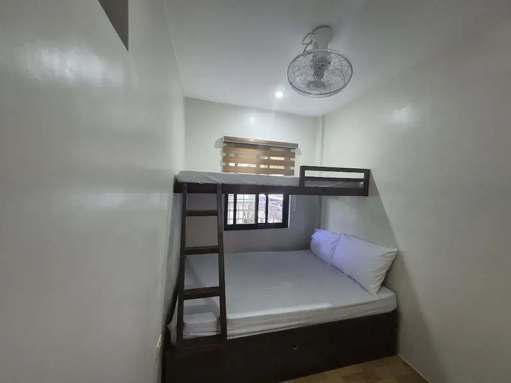 Eagles Nest Beach Resort