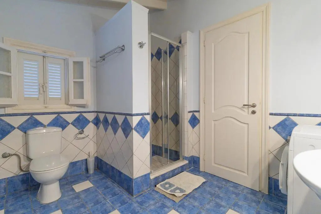 Villa Dimitris - just 600 meters away from the beach!!! by MediterraneanVillas