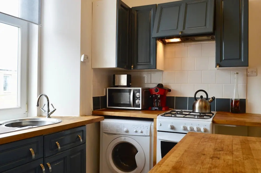 Modern Flat Near City Centre