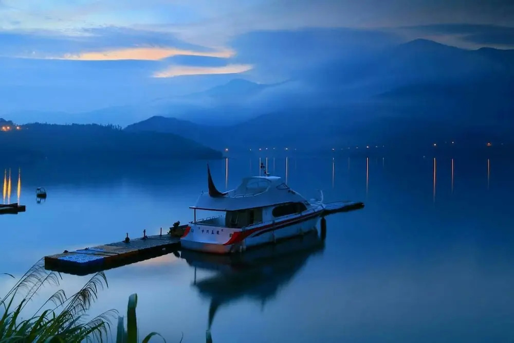 Sun Moon Lake FRIDAY Inn Guest House