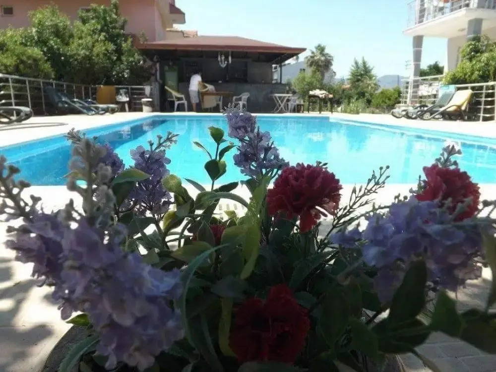Fethiye Feridun Apart