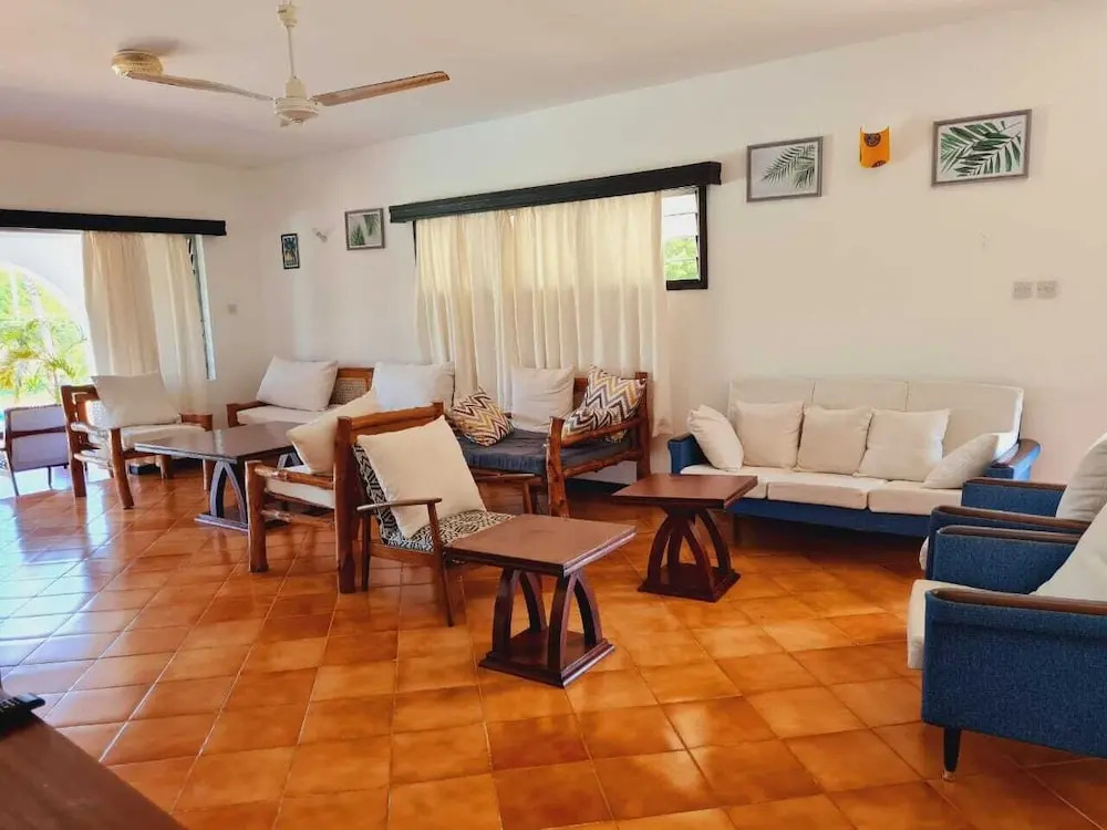 Lux Suites Sanuna Villas Diani