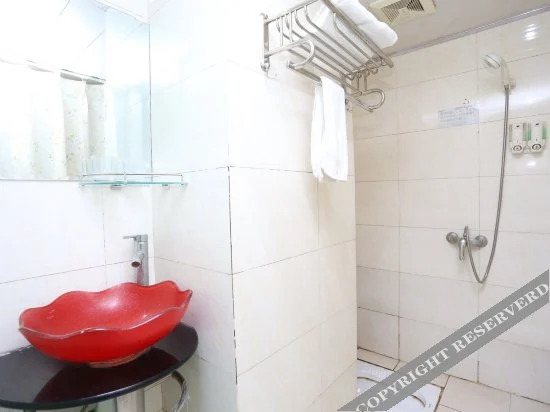 Junyi Chain Hotel (Yongfeng Subway Station)