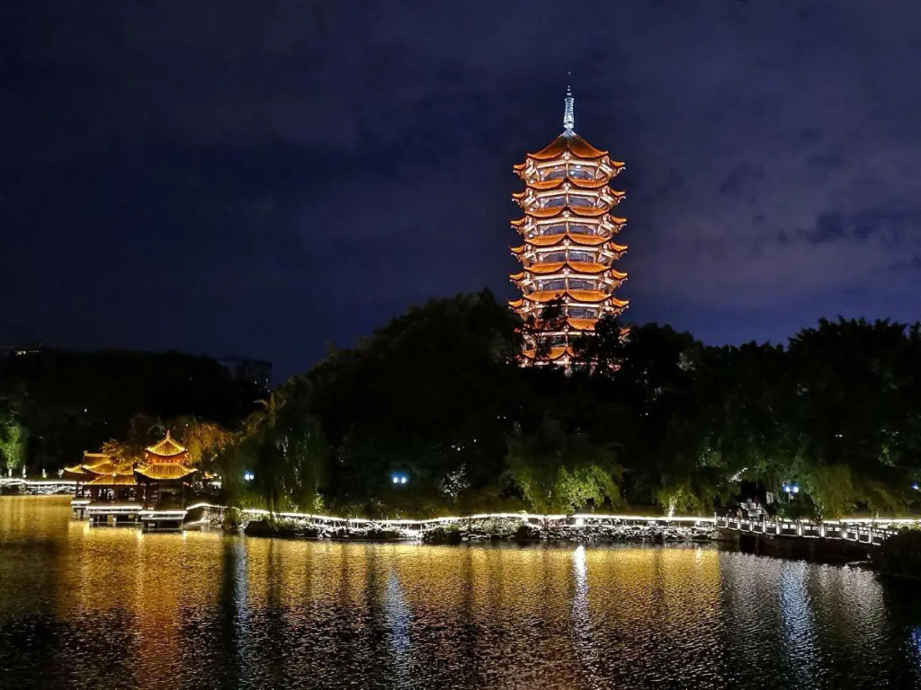 PAI Hotels·Jiangbei Airport Central Park