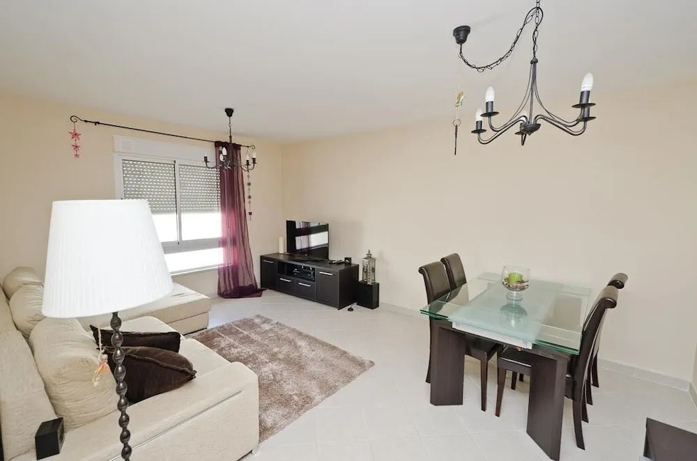 Modern 2 bed Aptartment 6km Praia da Rocha