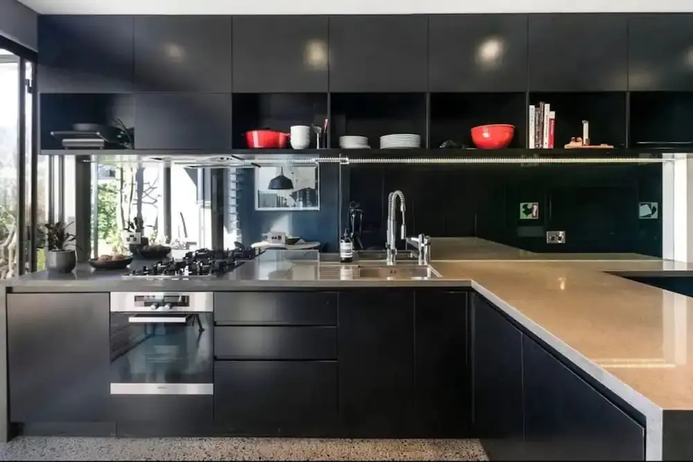 Spacious Modern Terrace House With Free Parking