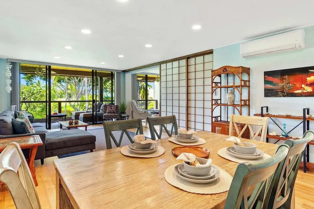 Plan Your Hawaii Vacay at Grace's Oasis!