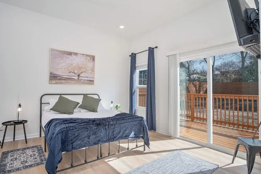 Feel Chill and Enjoy 4BR3BA Near Fun Riverwalk