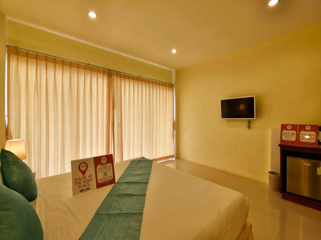Nida Rooms Bang Malou Sakhu Silk