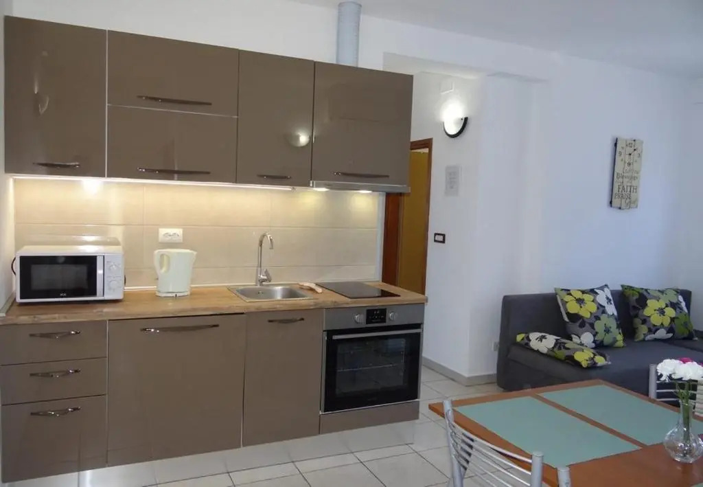 Apartments Mara - 70m from the sea
