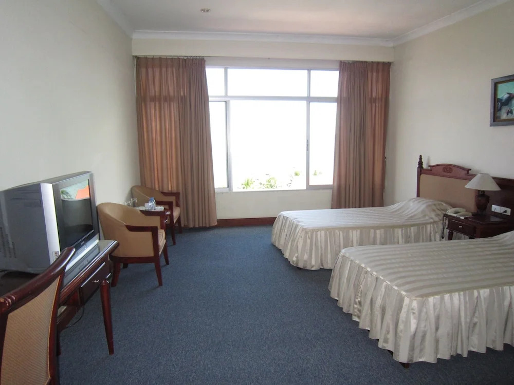 Ha Long Bay Hotel