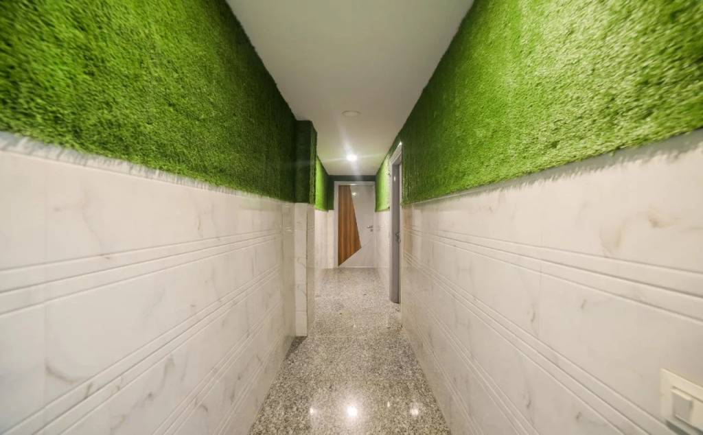 Royal Town Paschim Vihar By OYO Rooms
