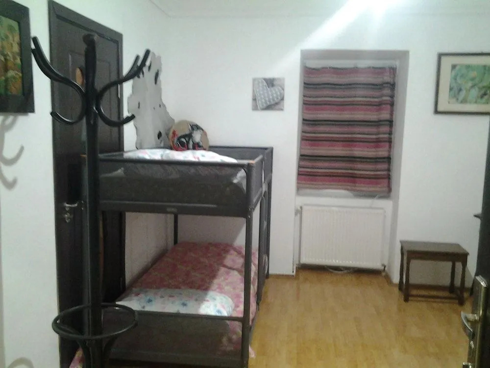 Leyla Guesthouse Hostel