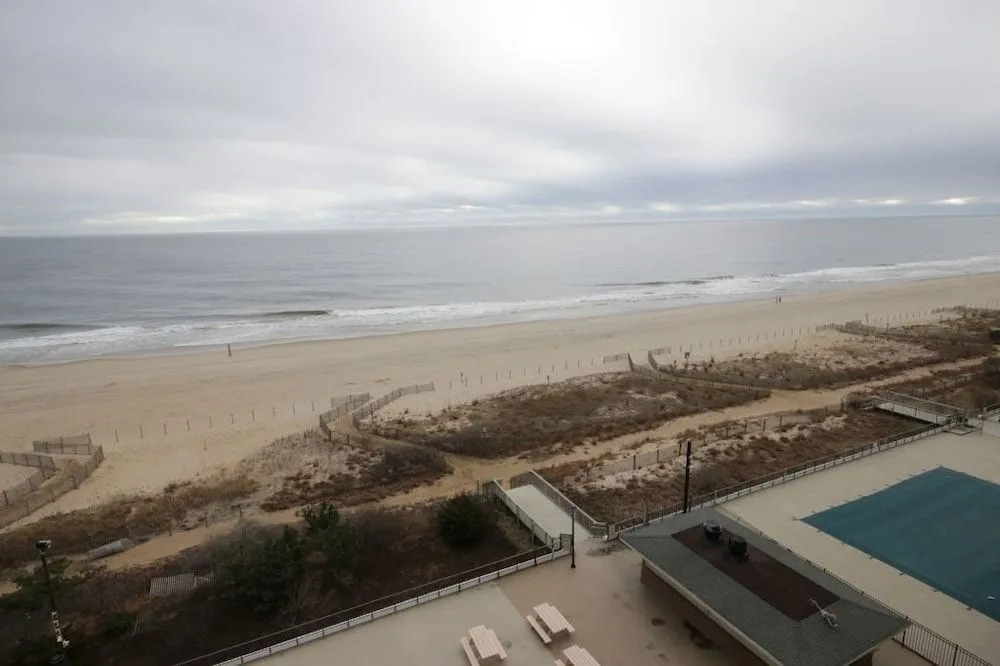 Plaza 712 - 2 Br Condo