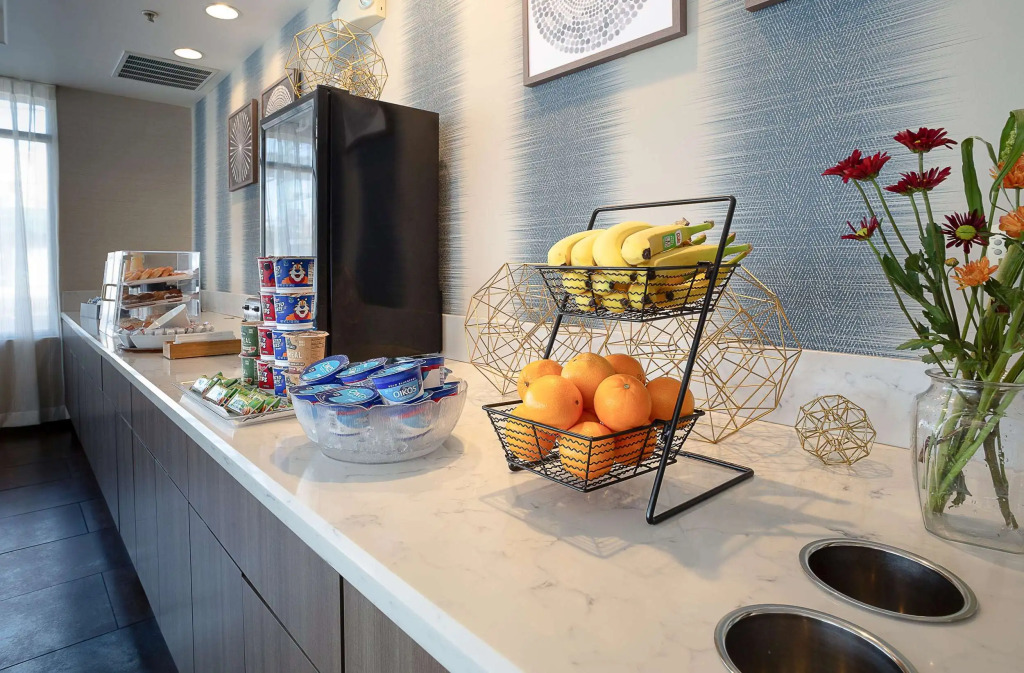 Hawthorn Suites by Wyndham-Oakland/Alameda