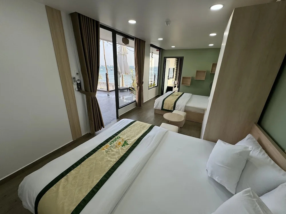 Queen Sea Resort - Đảo Phú Quý