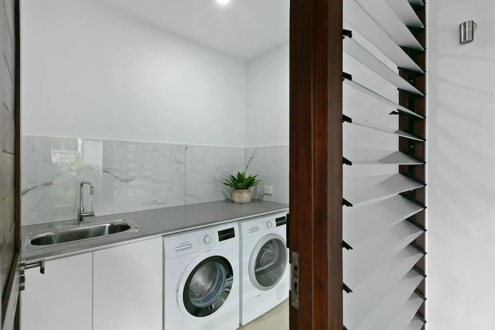Esprit 9 Palm Cove