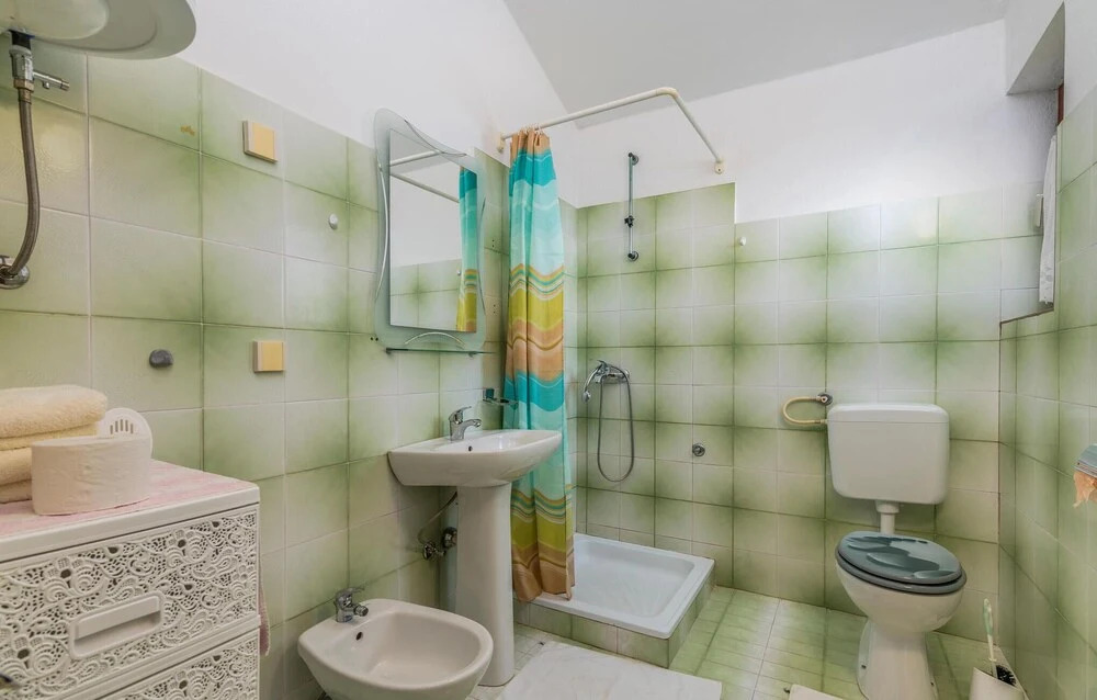 Nice Apartment in Mali Losinj With Wifi and 2 Bedrooms