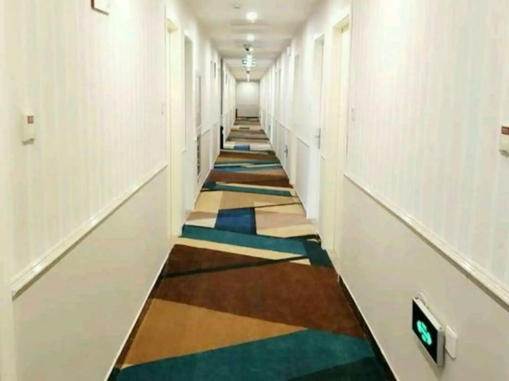 Qingzhu Yuexiang Hotel (Shanghai East Huancheng Road Metro Station)
